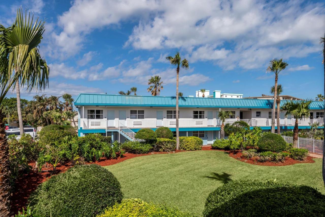 Best Western Cocoa Beach Hotel & Suites Exterior photo